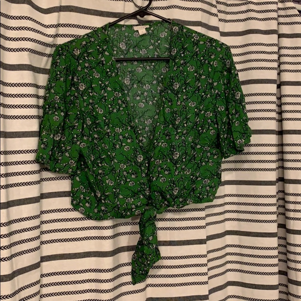 hinge medium floral green tie crop top